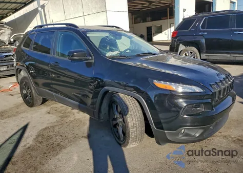 2018 Jeep Cherokee Limited z USA, uszkodzony, nr VIN 1C4PJLDB4JD533746